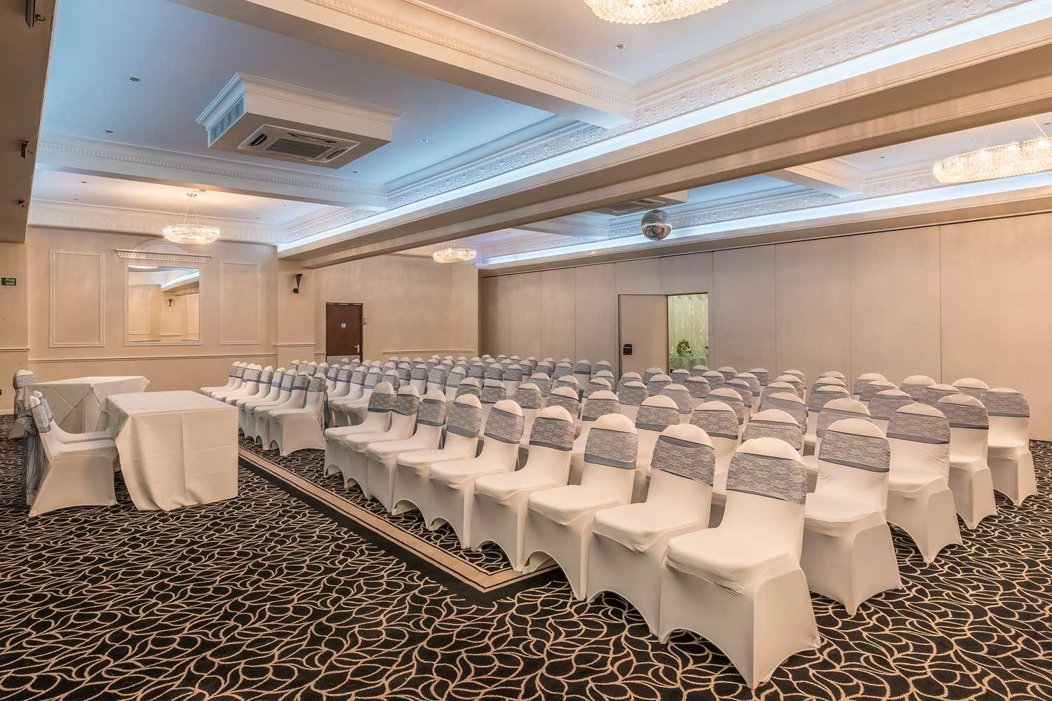 Best Western Rockingham Forest Hotel Корби Екстериор снимка