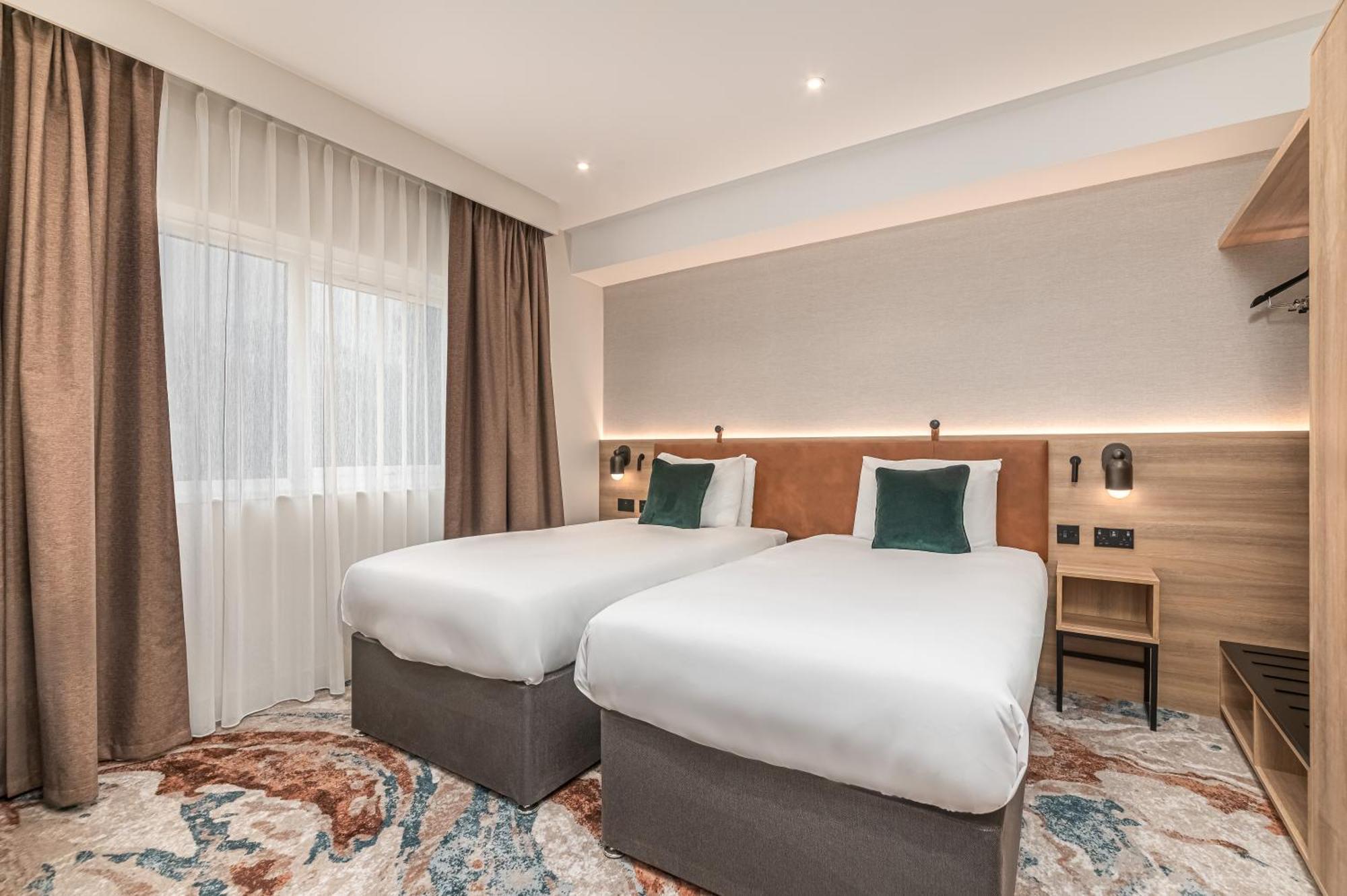 Best Western Rockingham Forest Hotel Корби Екстериор снимка